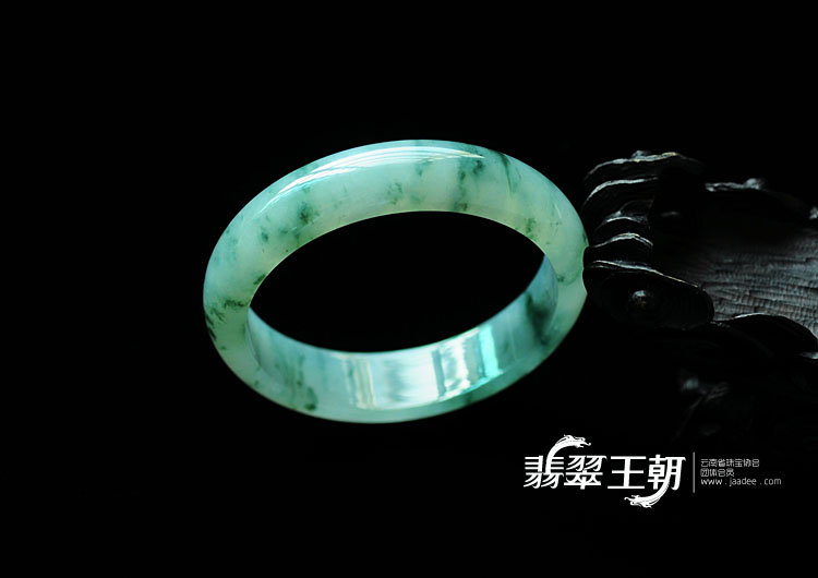 冰种飘花缅甸翡翠手镯(53)