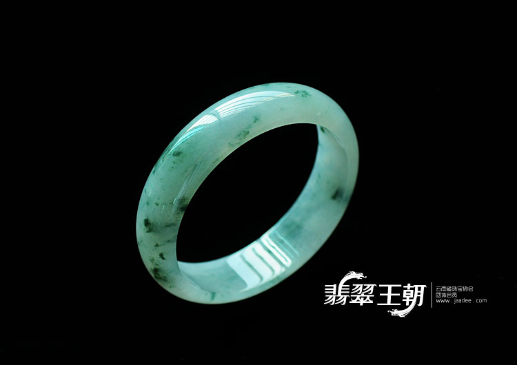 冰种飘花缅甸翡翠手镯(55.7)