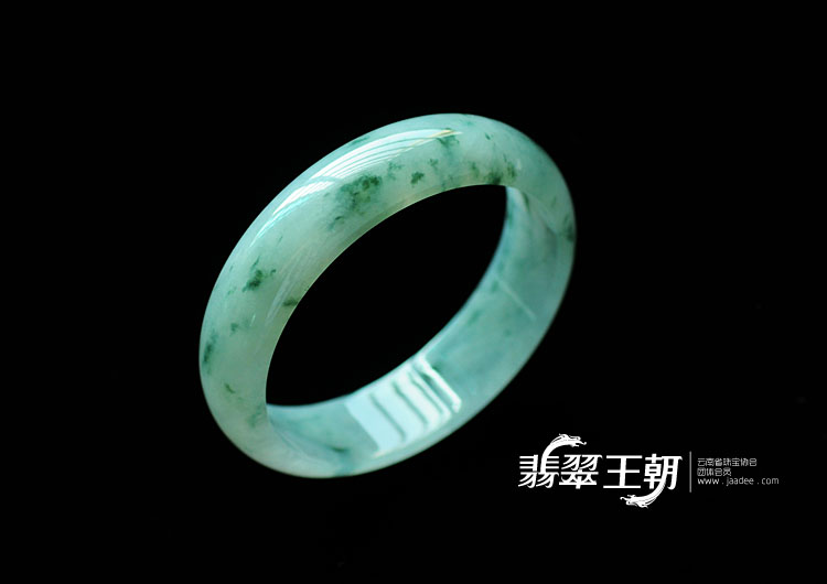 冰种飘花缅甸翡翠手镯(55.7)