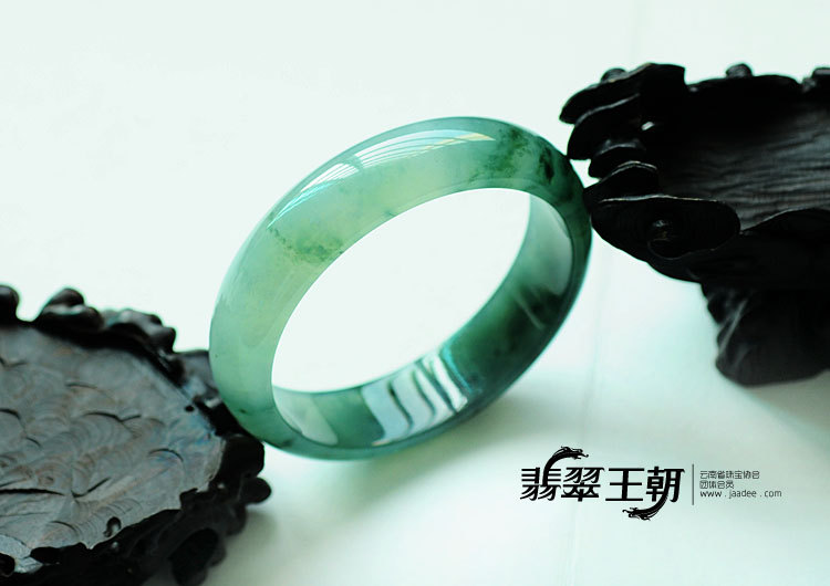 冰种飘花墨绿缅甸翡翠手镯(51.7)