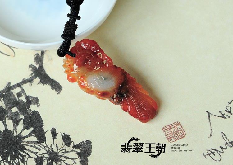 糯冰种红翡缅甸翡翠英明神武挂件