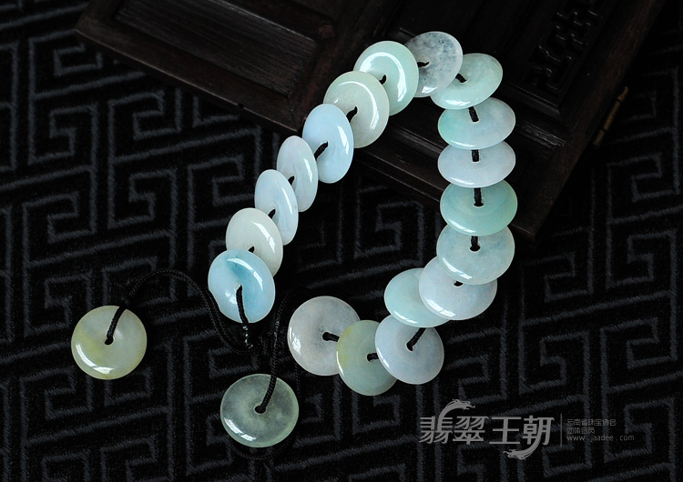 糯冰种白色缅甸翡翠平安扣手链