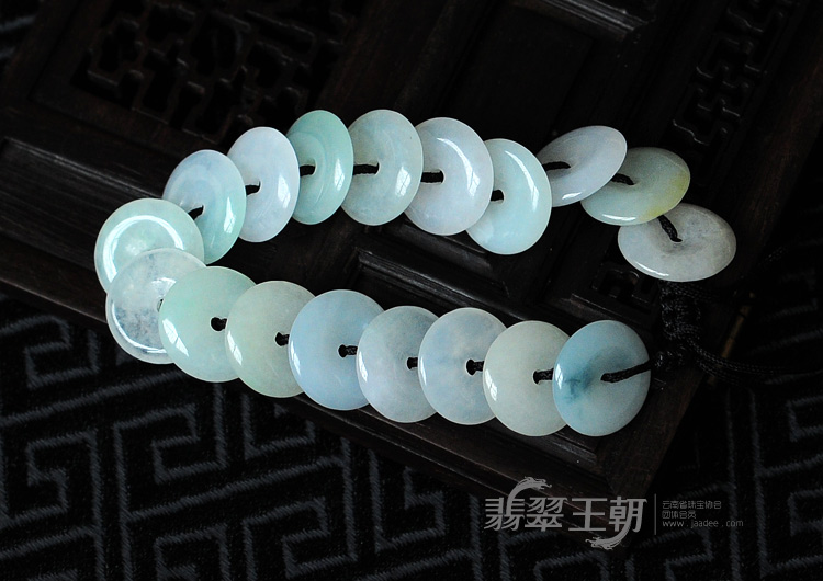 糯冰种白色缅甸翡翠平安扣手链
