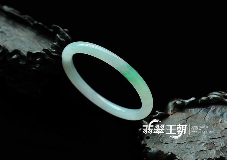 冰种飘翠缅甸翡翠圆条手镯(56.7)