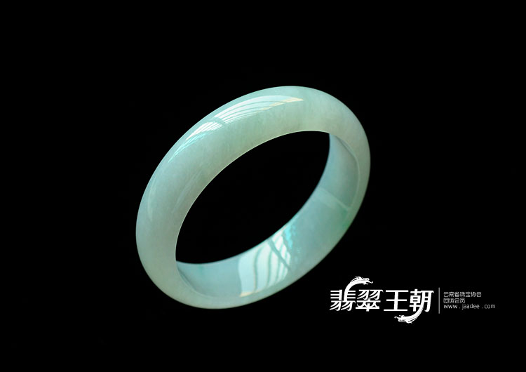 冰种飘翠缅甸翡翠手镯(55.3)