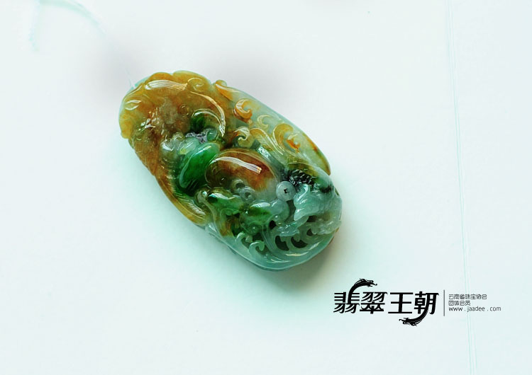 冰种黄加绿缅甸翡翠丹凤朝阳挂件