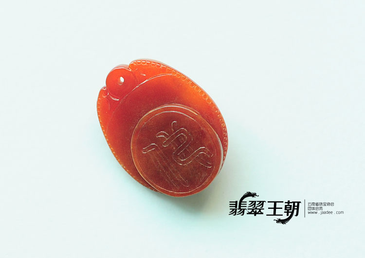 细糯种红翡缅甸翡翠释迦牟尼头像挂件