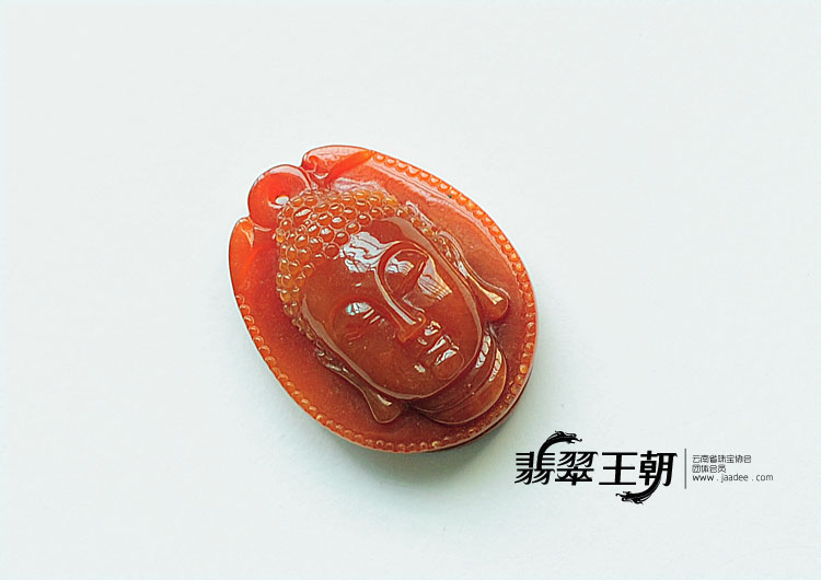 细糯种红翡缅甸翡翠释迦牟尼头像挂件