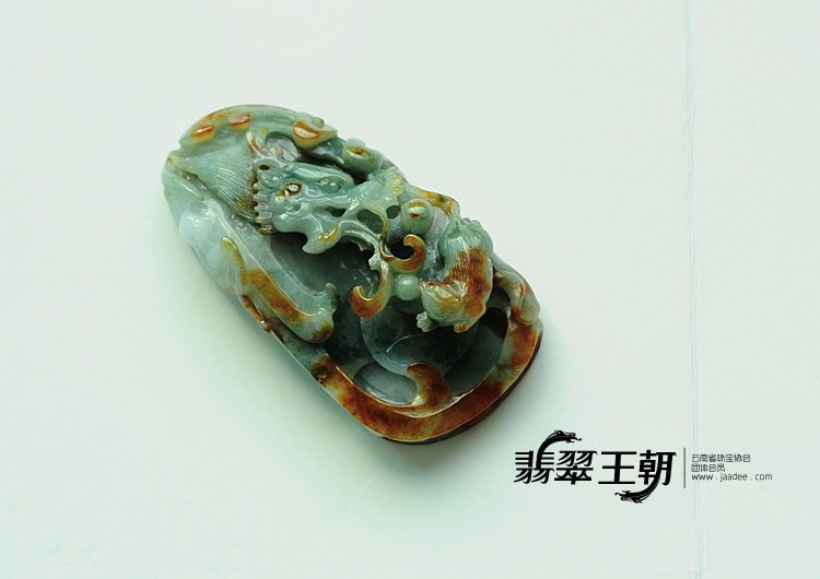 (超值推荐)糯冰种黄翡缅甸翡翠望子成龙挂件