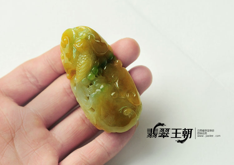 冰种黄加绿缅甸翡翠富贵花开挂件