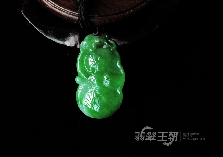 糯冰种阳绿满绿缅甸翡翠如意挂件