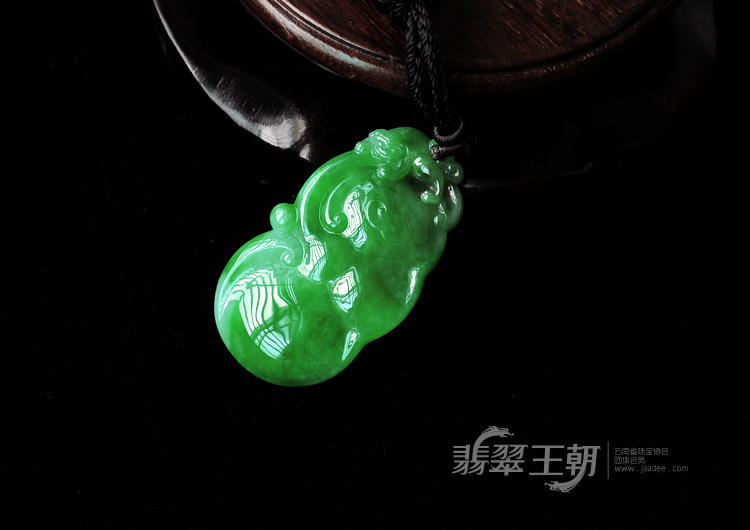 糯冰种阳绿满绿缅甸翡翠如意挂件