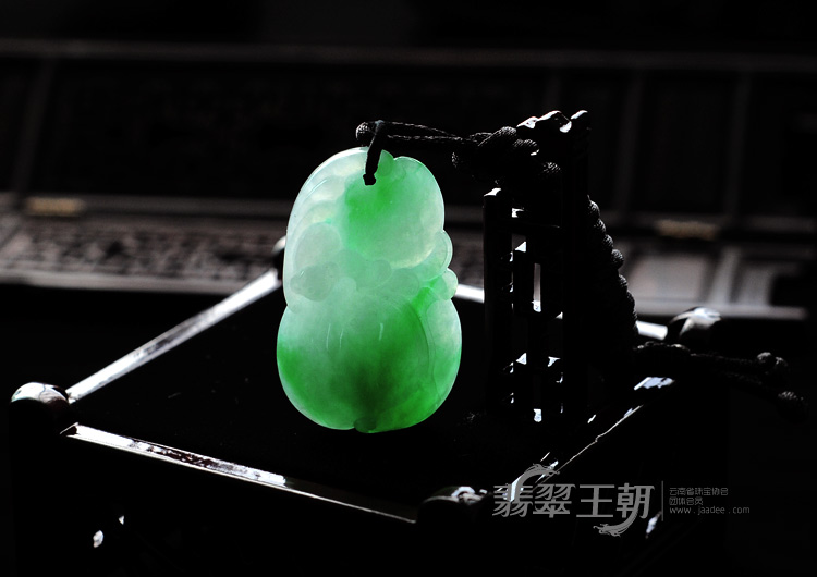 冰种翠色缅甸翡翠福禄寿挂件