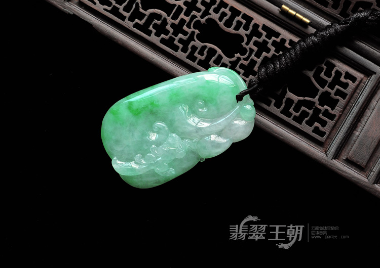 冰种翠色缅甸翡翠福禄寿挂件