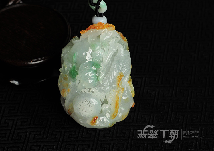 冰种红黄翡飘花缅甸翡翠一路连科手玩件