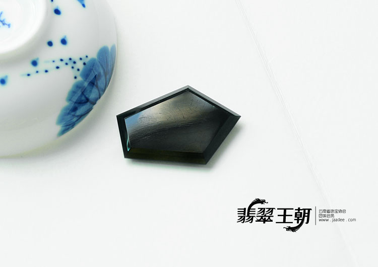 冰玻种墨翠缅甸翡翠五角形胸坠