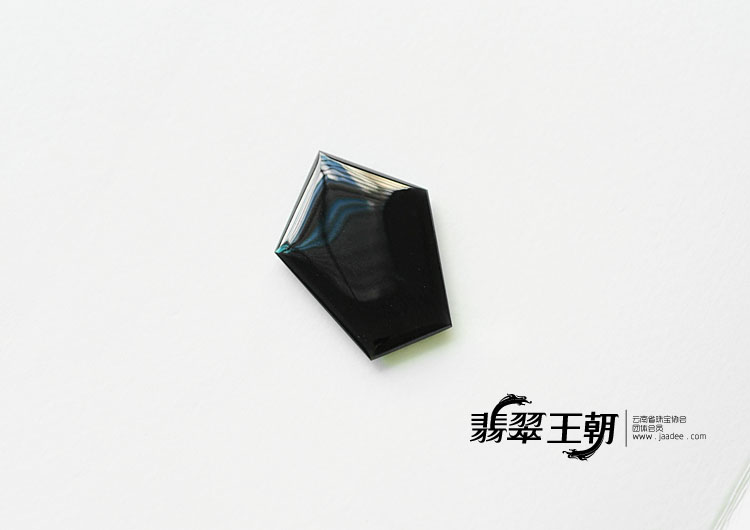 冰玻种墨翠缅甸翡翠五角形胸坠