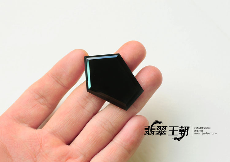 冰玻种墨翠缅甸翡翠五角形胸坠