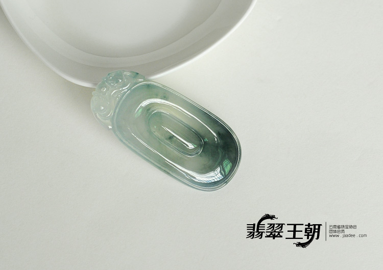 冰玻种飘花缅甸翡翠福在眼前挂件