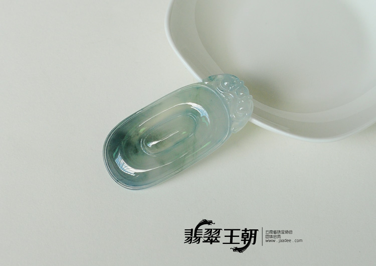 冰玻种飘花缅甸翡翠福在眼前挂件