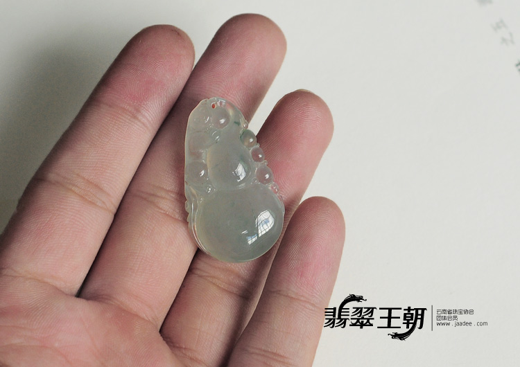 冰种略飘花缅甸翡翠福禄寿挂件