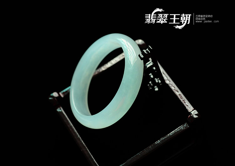 冰种晴水缅甸翡翠手镯(56.6)
