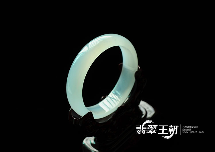 冰种晴水缅甸翡翠手镯(57.6)