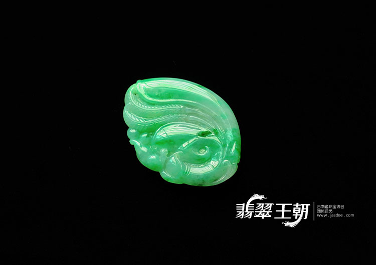 糯冰种翠色缅甸翡翠凤凰挂件