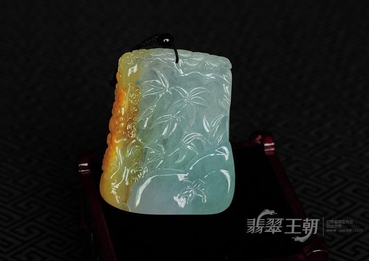 冰种淡三彩缅甸翡翠岁寒三友挂件