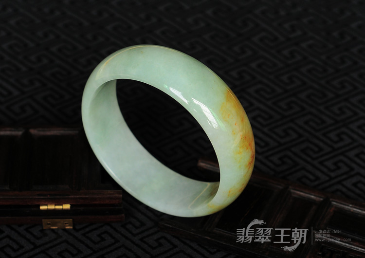 糯冰种黄翡缅甸翡翠手镯(61.4)