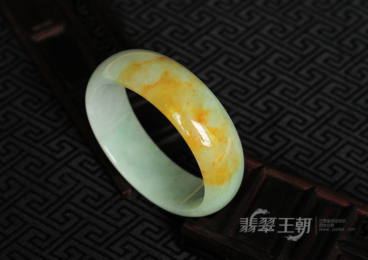 糯冰种黄翡缅甸翡翠手镯(61.4)