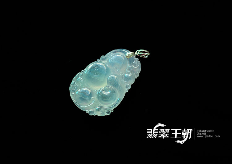 冰种晴水缅甸翡翠镶白金扣如意寿挂件