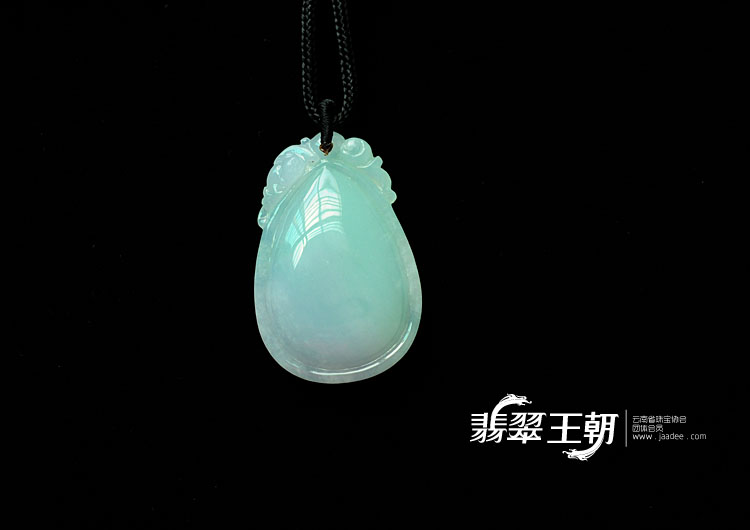 糯冰种春带彩缅甸翡翠水滴挂件