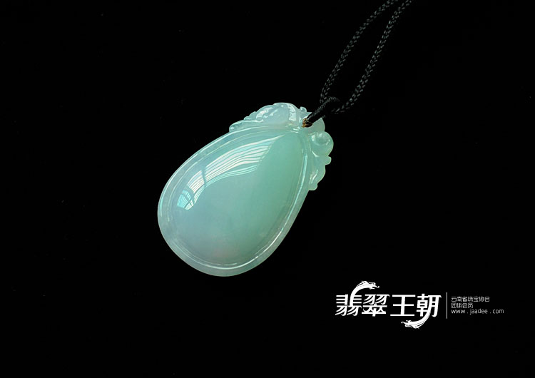 糯冰种春带彩缅甸翡翠水滴挂件