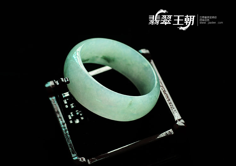 冰种飘花缅甸翡翠手镯(56.9)
