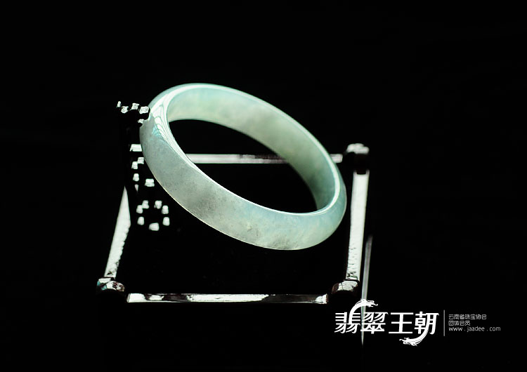 冰种淡晴水缅甸翡翠手镯(61.6)