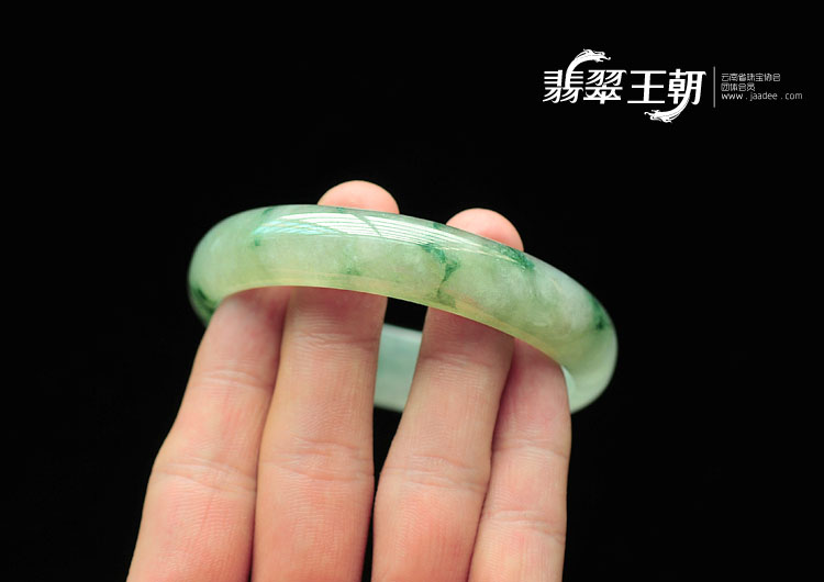 冰种飘花缅甸翡翠手镯(61.2)
