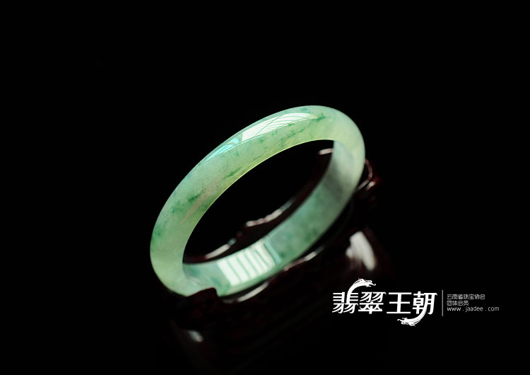 冰种飘花缅甸翡翠手镯(60)
