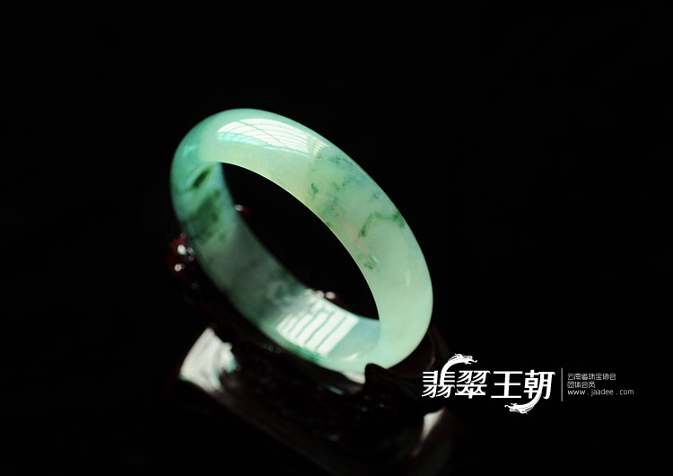 冰种飘花缅甸翡翠手镯(58.1)