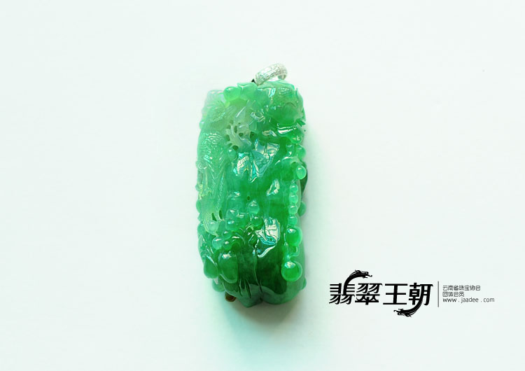 冰种满绿缅甸翡翠喜上眉梢挂件