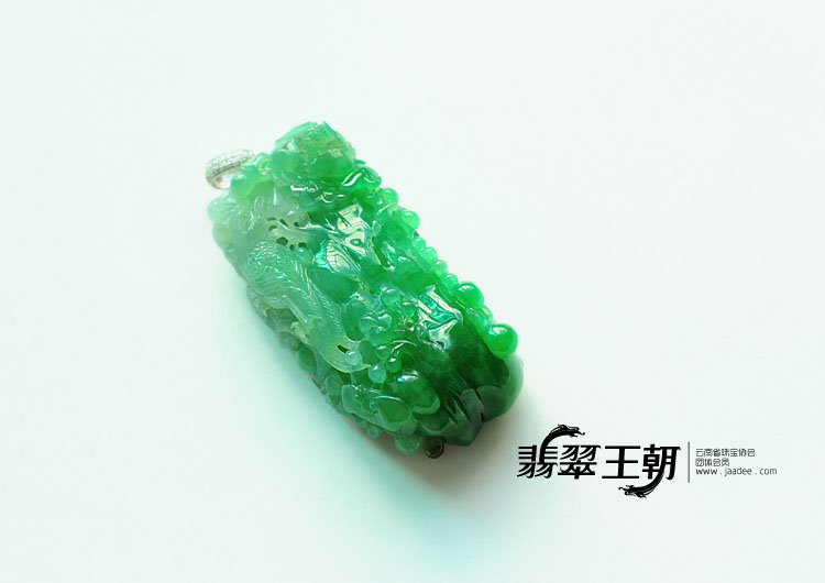 冰种满绿缅甸翡翠喜上眉梢挂件