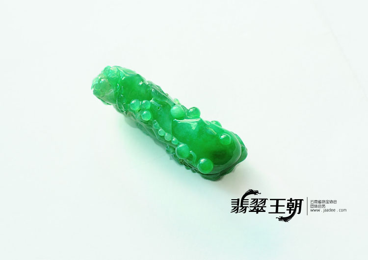 冰种满绿缅甸翡翠喜上眉梢挂件