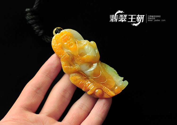 糯冰种黄翡飘翠缅甸翡翠关公挂件