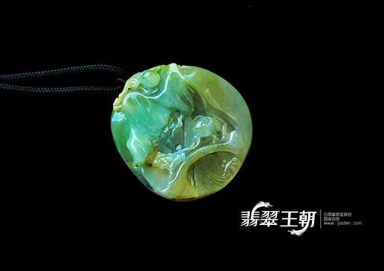 糯冰种黄加绿缅甸翡翠姜太公钓鱼挂件