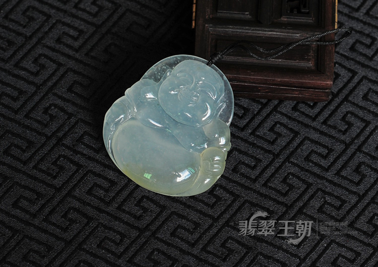 冰种淡黄翡缅甸翡翠玉佛挂件