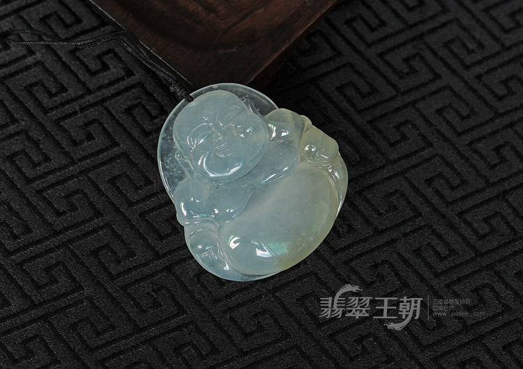 冰种淡黄翡缅甸翡翠玉佛挂件
