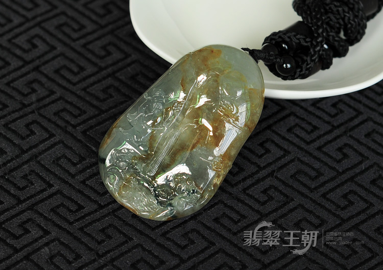 冰种黄翡飘花缅甸翡翠“望庐山瀑布”挂件