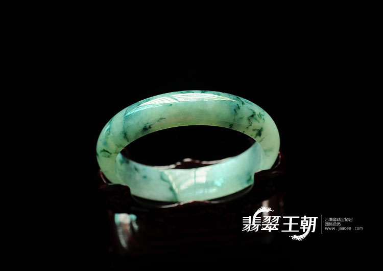 冰种飘花缅甸翡翠手镯(58.4mm)