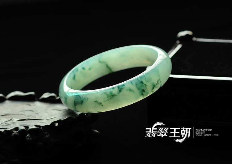 冰种飘花缅甸翡翠手镯(58.4mm)