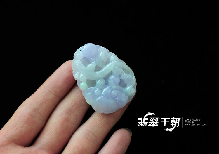 糯冰种春带彩缅甸翡翠金玉满堂挂件